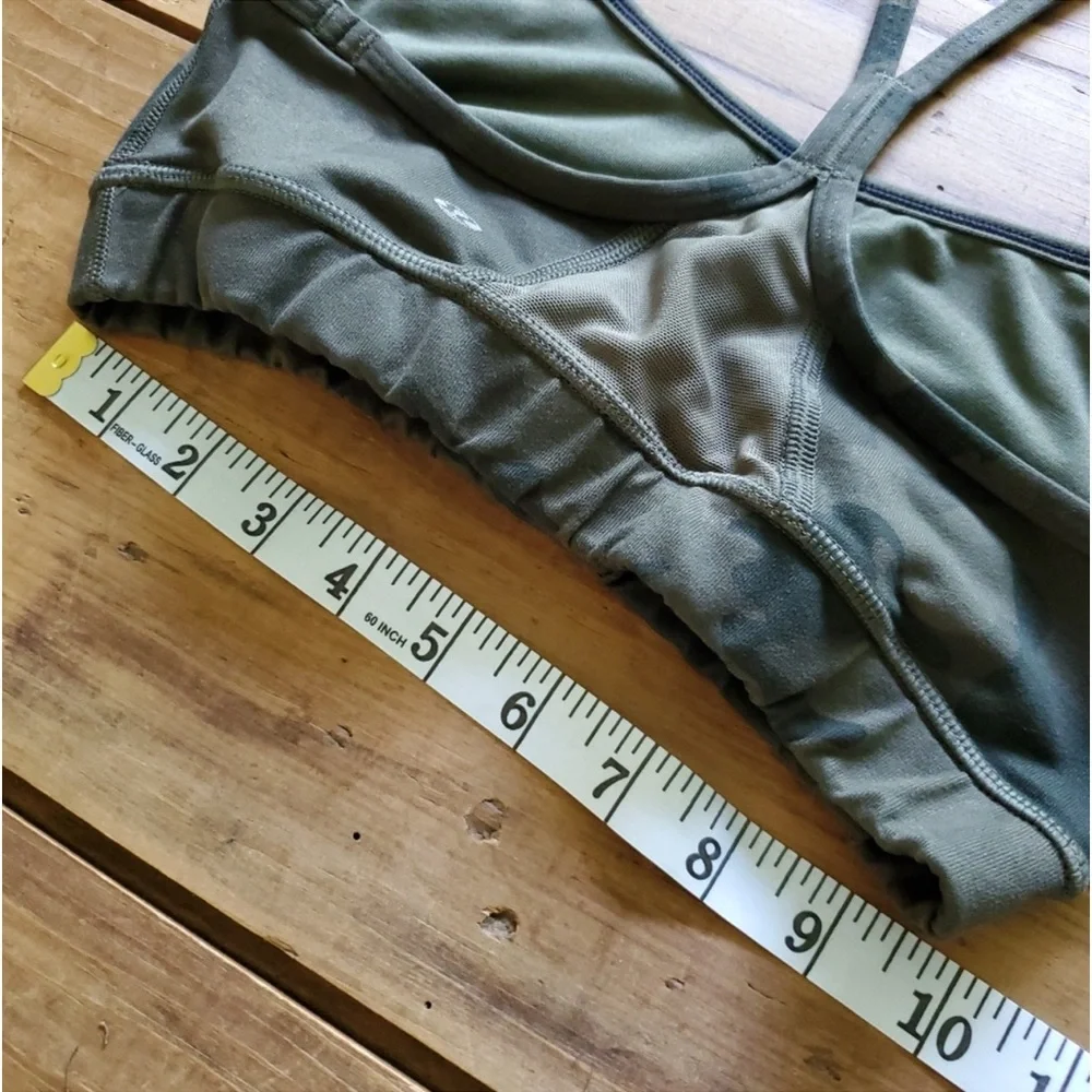 Lululemon Athletica Flow Y Bra Savasana Camo Fatigue Green Size 4